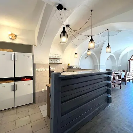 Aparthotel Na Rynku Chvalsiny 18 *