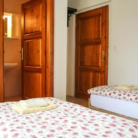 Aparthotel Na Rynku Chvalsiny 18 Cesky Krumlov