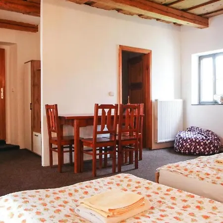 Aparthotel Na Rynku Chvalsiny 18