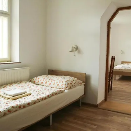 Na Rynku Chvalsiny 18 Lägenhetshotell